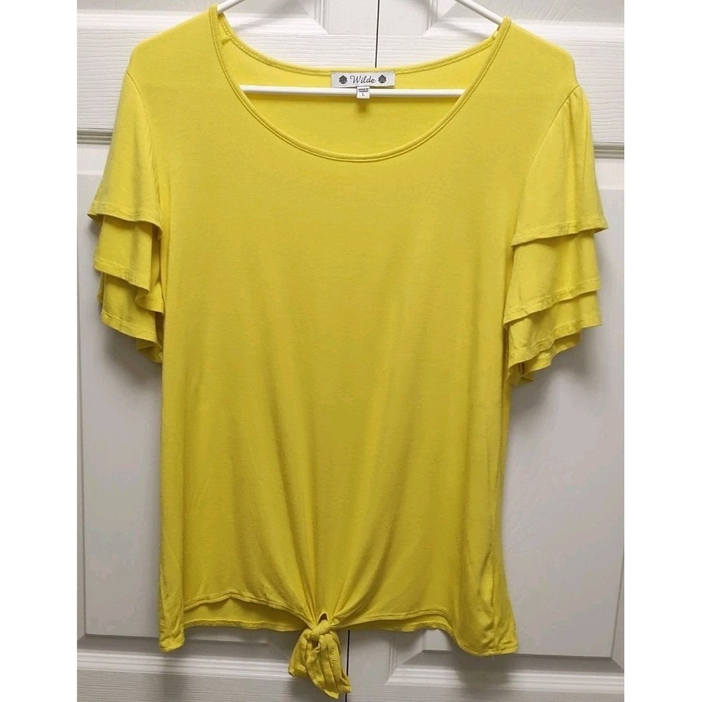 Woman's Yellow Wilde Size Large Front Tie With Triple Ruffle Short Sleeves Shirt